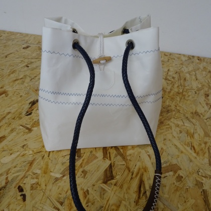 Segeltuch-Tasche mit Ösenverschluß | Innentasche weiß