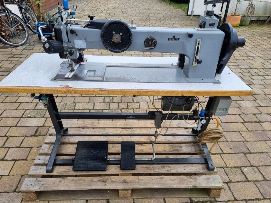 Langarm Nähmaschine ADLER 266 Kommission 01 • Shop • Segelmacherei