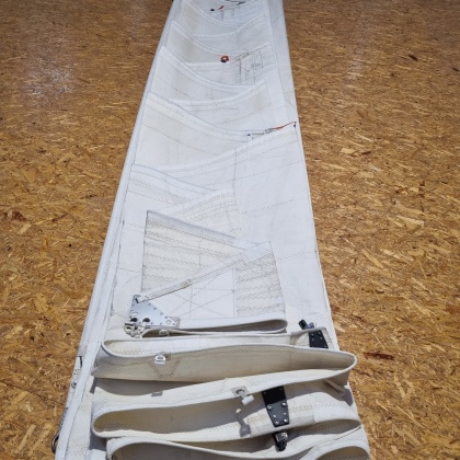 Gebrauchtes Großsegel Cruising Laminat Triradial Vorliek 14.05m KN 1654