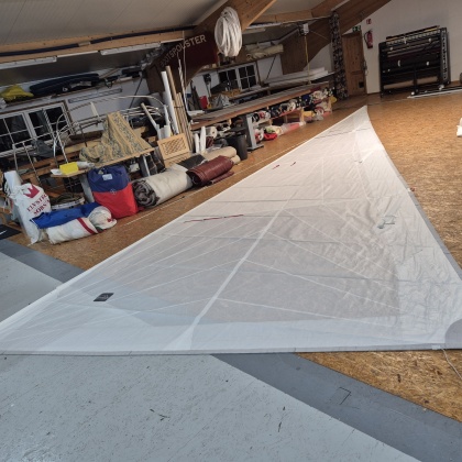 Neuwertige Rollreff-Genua III | Vorliek 11.55m | Fläche 22m² | KN 1891